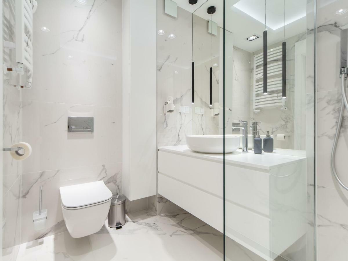 Marine Blizej Morza Apartment Kolobrzeg Ngoại thất bức ảnh