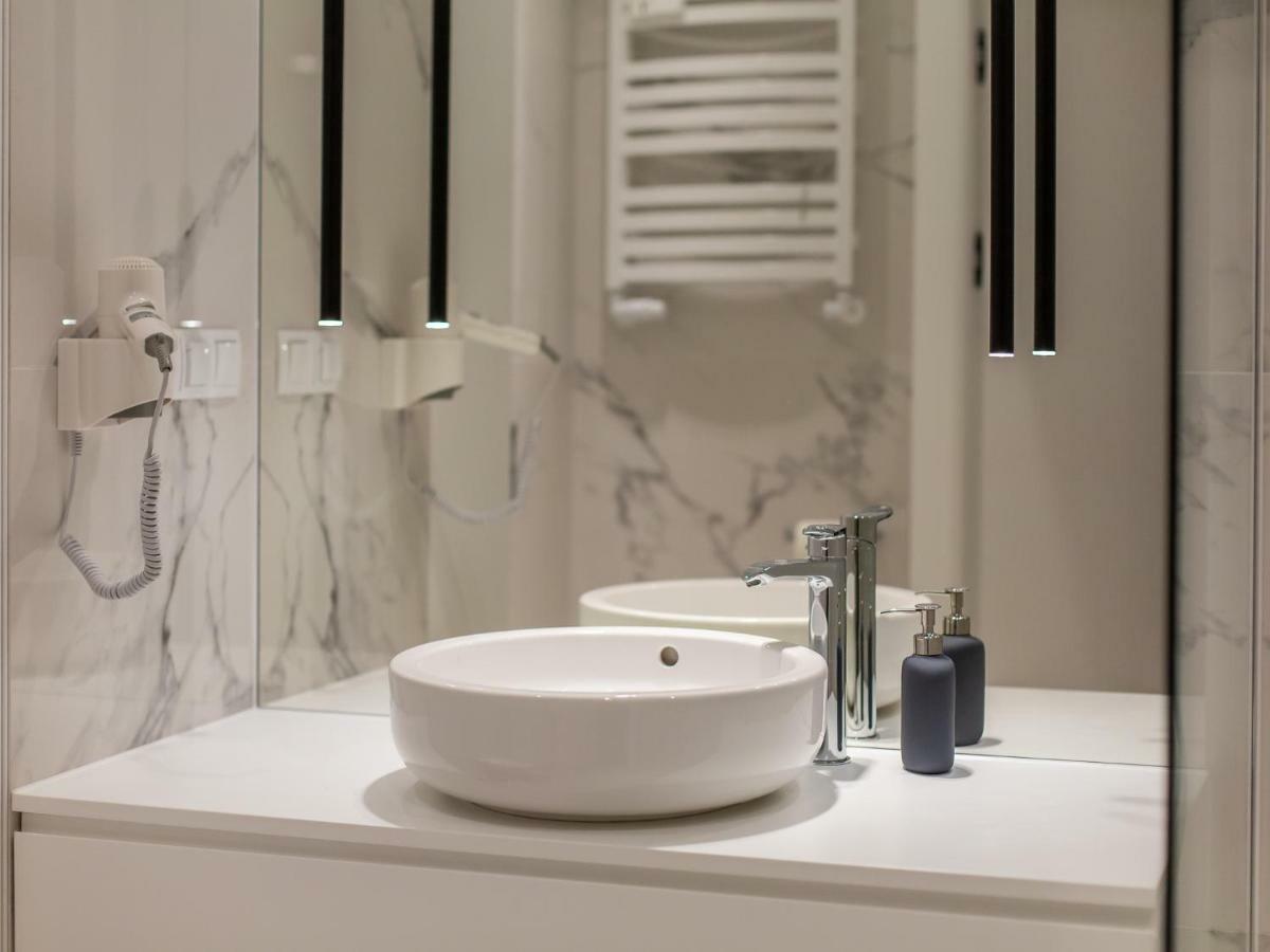 Marine Blizej Morza Apartment Kolobrzeg Ngoại thất bức ảnh