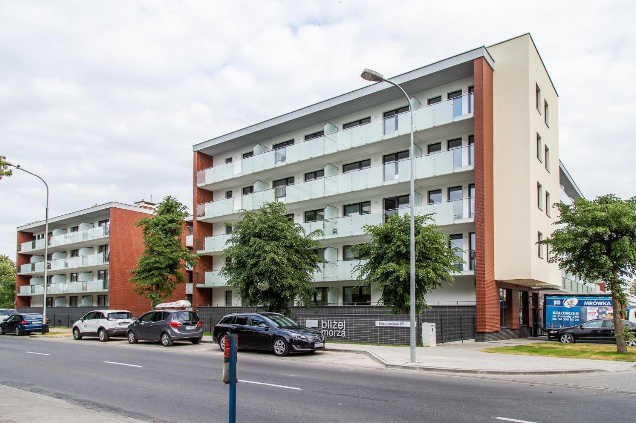 Marine Blizej Morza Apartment Kolobrzeg Ngoại thất bức ảnh